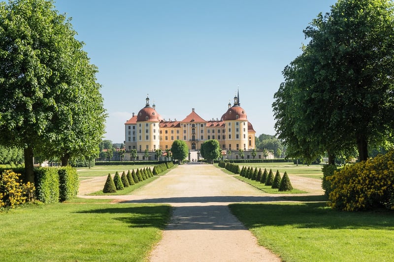 Fairytale Castle Setting